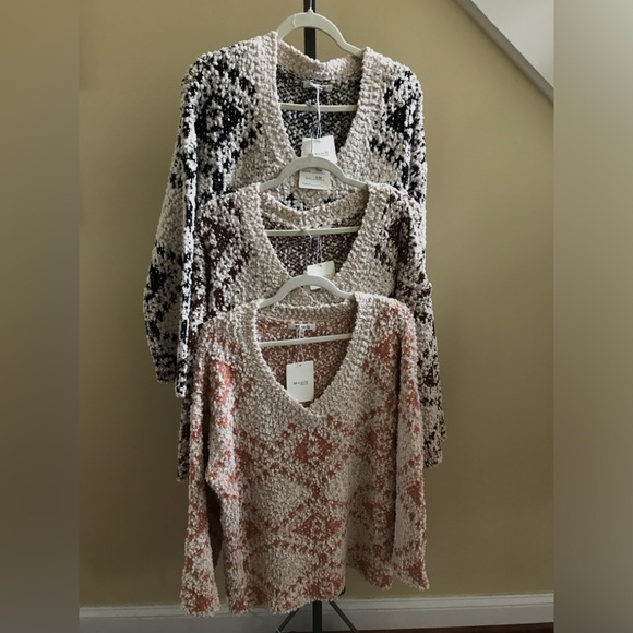 Miracle Sweaters - MIRACLE NWT Sweater tunic black Tan Pumpkin Pick your color fits sm - large